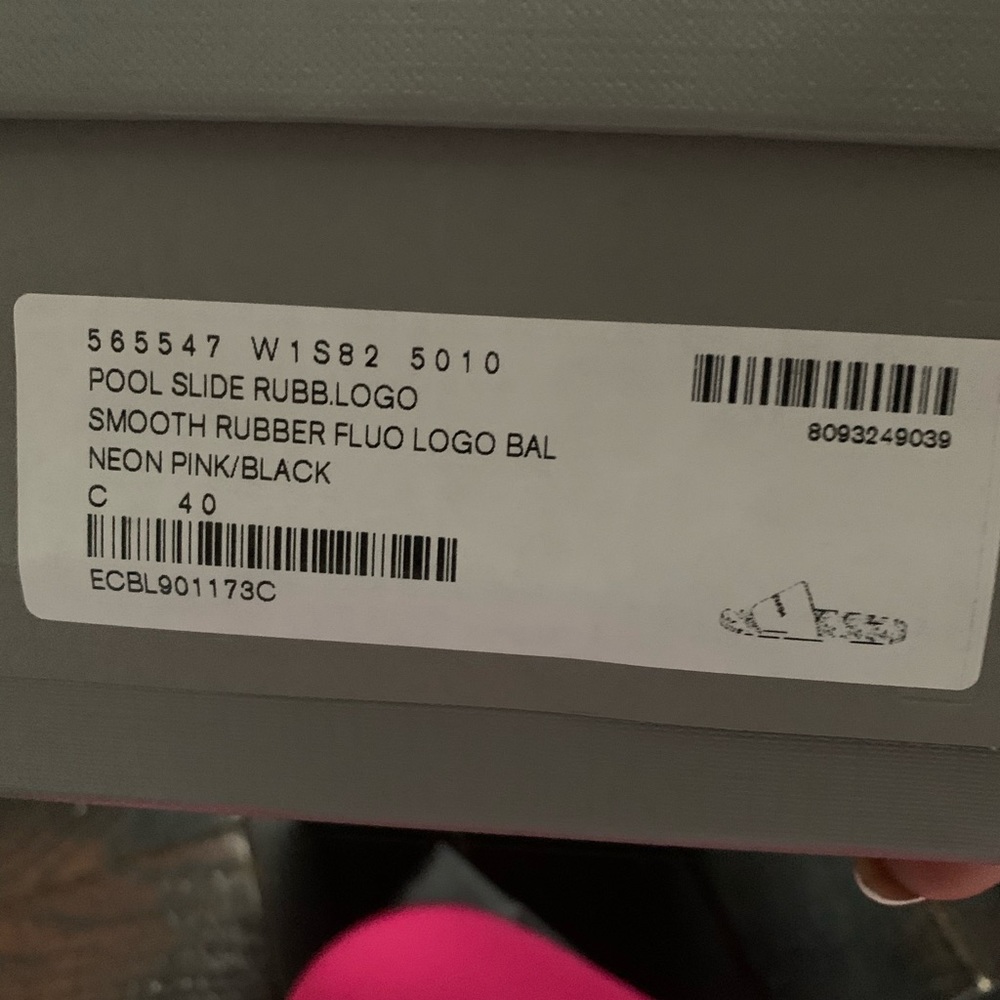 Never Worn Balenciaga Rubber Pool Slides - Picture 4 of 4